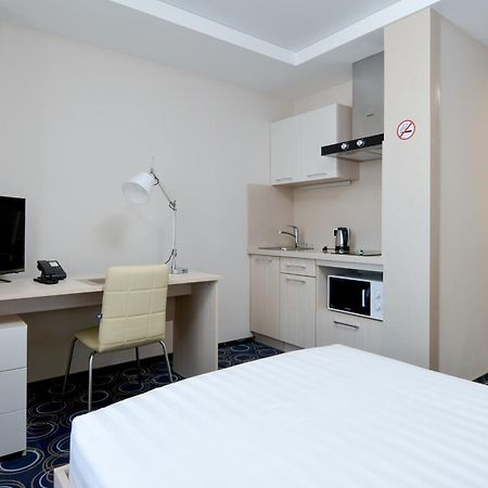 Apart Hotel 92/2 Karaganda Bilik gambar