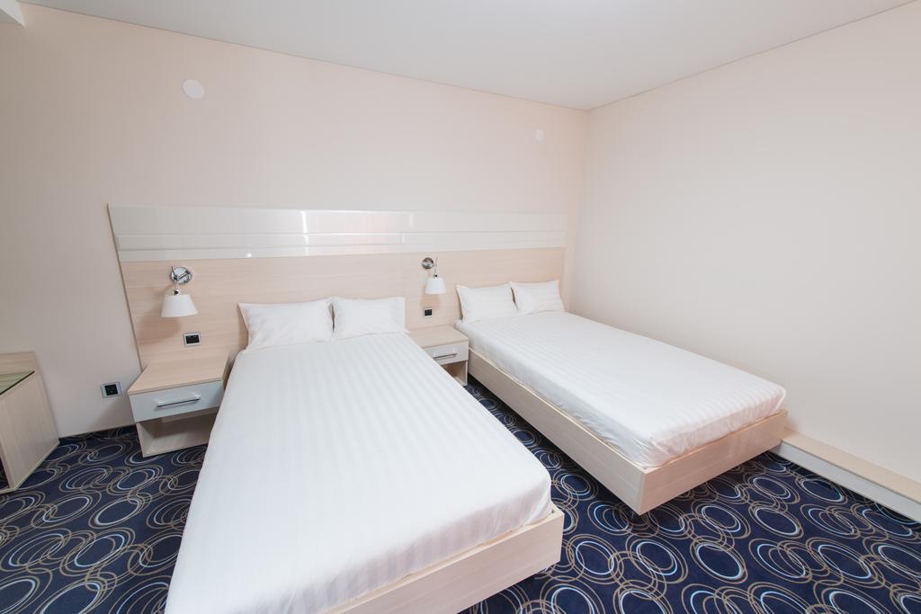 Apart Hotel 92/2 Karaganda Luaran gambar